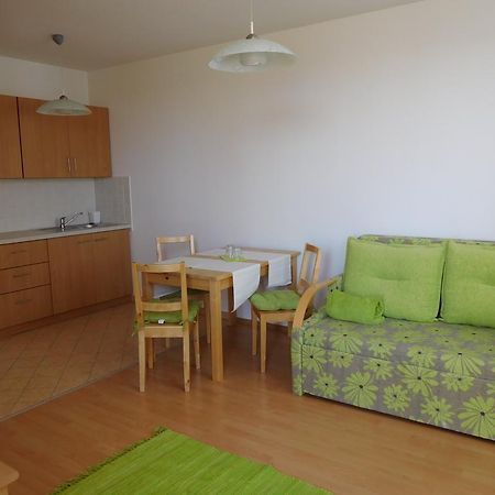 Jade Apartment Hegykő Buitenkant foto
